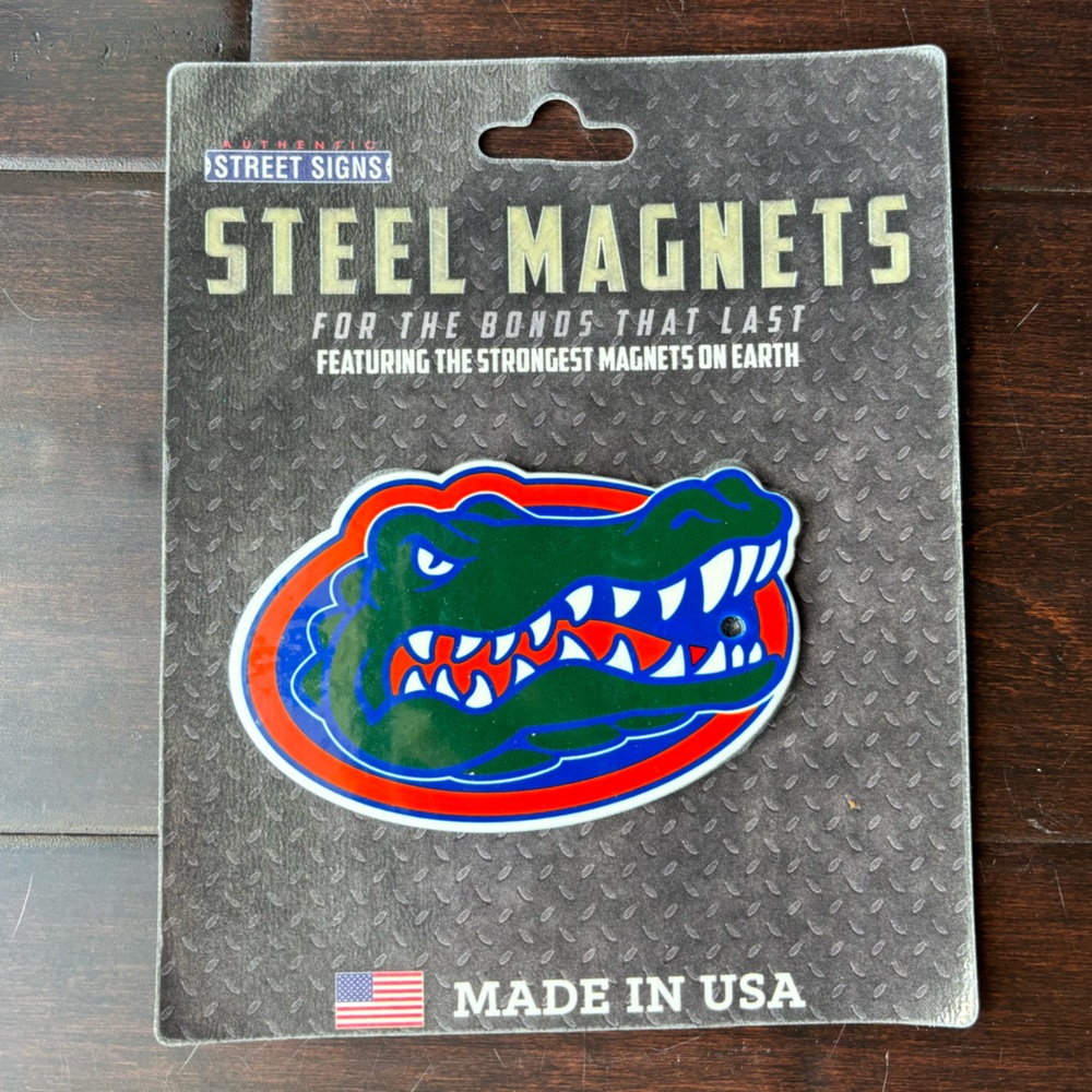 🐊Gator Steel Magnet🐊